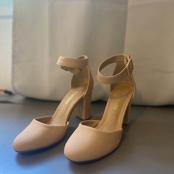 Dream Paris Angela Women's High Heel Closed Toe Chunky Wedding Shoes Size 7 - Picture 1 of 4